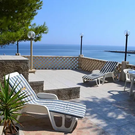 House With 2 In Monopoli, With Wonderful Sea View And Furnished *