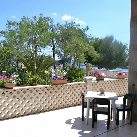 House With 2 In Monopoli, With Wonderful Sea View And Furnished Apartment